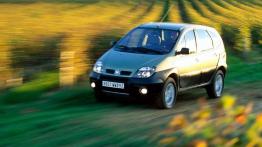 Renault Scenic RX4 - widok z przodu