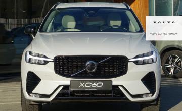 Volvo XC60 II 2023 B5 AWD (250+14) Benzyna, Plus, Dark, zdjęcie 1