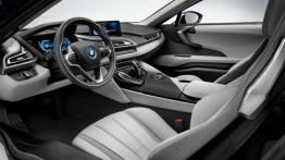 BMW i8 na pierwszych fotografiach przed debiutem