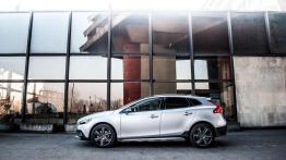 Volvo V40 Cross Country D4 - wyższa alternatywa