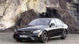 Mercedes Klasa E W213 Limuzyna 2.0 350 313KM 230kW 2019-2020