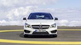 Mercedes-AMG CLA 45 Shooting Brake (X117) - widok z przodu