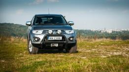 Mitsubishi L200 IV Double Cab Facelifting 2.5 DI-D 176KM 129kW 2014-2015