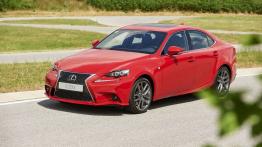 Lexus IS III Sedan 200t 245KM 180kW 2015-2016