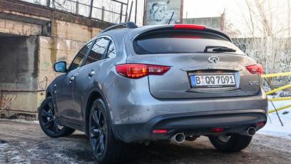 Infiniti QX70