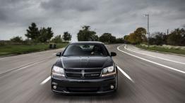 Dodge Avenger Blacktop Edition - widok z przodu