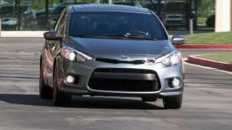 Kia Forte Hatchback 2014 - widok z przodu