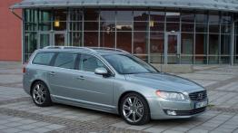 Volvo V70 III Kombi Facelifting 2.0 T5 DRIVE-E 245KM 180kW od 2013