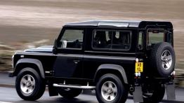 Land Rover Defender III 90 Pick Up 2.4 TD4 122KM 90kW 2009-2011