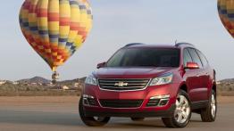 Chevrolet Traverse Facelifting - widok z przodu