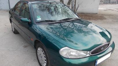 Ford Mondeo II Hatchback