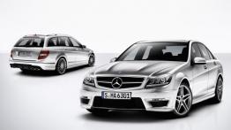 Mercedes C63 AMG 2012 kombi - tył - reflektory wyłączone