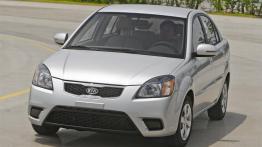 Kia Rio 2010 Sedan - widok z przodu