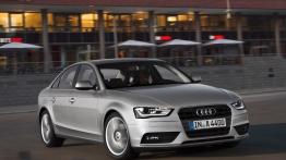 Audi A4 B8 Limousine Facelifting 2.0 TDI clean diesel 190KM 140kW 2014-2015