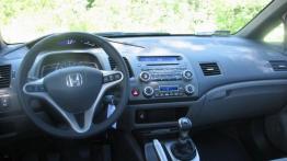 Honda Civic 4d - pełny panel przedni