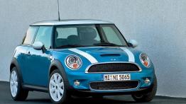 Mini Cooper S 2007 - widok z przodu