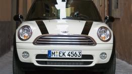 Mini Cooper D 2007 - widok z przodu