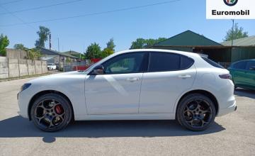 Alfa Romeo Stelvio SUV Facelifting 2023 2.0 GME Turbo 280KM 2024 Tributo Italiano 2.0 GME 280 KM AT8 AWD, zdjęcie 2