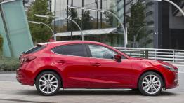 Honda Civic kontra Mazda 3 – która lepsza?