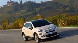 Fiat 500X Lounge (2015) - widok z przodu