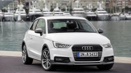 Audi A1 TFSI Facelifting Active (2015) - widok z przodu