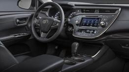 Toyota Avalon IV Facelifting (2016) - kokpit