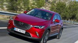 Mazda CX-3 SKYACTIV-G AWD (2015) - widok z przodu