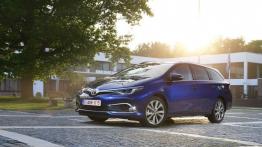 Toyota Auris II Touring Sports Facelifting 1.6 D-4D 112KM 82kW 2015-2018