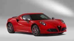 Alfa Romeo 4C Launch Edition (2013) - przód - reflektory włączone