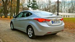 Hyundai Elantra V Sedan 1.6 D-CVVT MPI 132KM - galeria redakcyjna - widok z tyłu