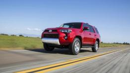 Toyota 4Runner V Facelifting (2014) - widok z przodu