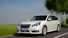 Subaru Legacy V Kombi Facelifting 2.5i 173KM 127kW 2013-2015