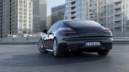 Porsche Panamera Turbo Facelifting (2013) - widok z tyłu