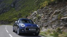 Mini Cooper D 2014 - wersja 5-drzwiowa - widok z przodu