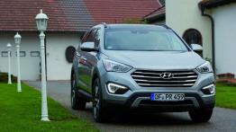 Hyundai Grand Santa Fe (2014) - widok z przodu