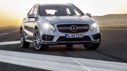 Mercedes GLA 45 AMG (2014) - widok z przodu