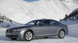 BMW Seria 7 F01 Sedan Facelifting 740i 320KM 235kW 2012-2015