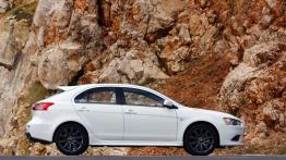 Mitsubishi Lancer Ralliart Sportback - prawy bok