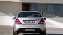 Mercedes Klasa S W221 Limuzyna Facelifting AMG 5.5 V8 (63 AMG Performance Package) 571KM 420kW 2010-2013