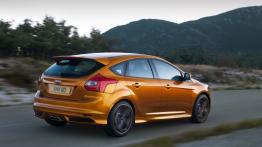 Ford Focus ST Concept - widok z tyłu