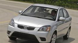 Kia Rio 2010 Sedan - widok z przodu