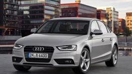 Audi A4 B8 Limousine Facelifting 2.0 TDI clean diesel 190KM 140kW 2014-2015