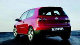 Volkswagen Golf V GTI - widok z tyłu