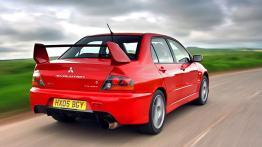 Mitsubishi Lancer EVO IX - widok z tyłu