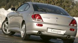 Hyundai Coupe 2005 - widok z tyłu