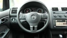 Volkswagen Cross Touran 2.0 TDI - pomieszanie z poplątaniem