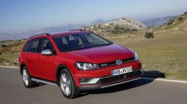 Volkswagen Golf VII Alltrack (2015) - widok z przodu