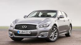 Infiniti Q70 Facelifting Hybrid (2015) - widok z przodu