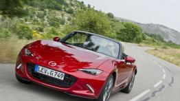 Mazda MX-5 IV Soul Red (2015) - widok z przodu