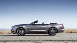 Ford Mustang VI Cabrio (2015) - lewy bok